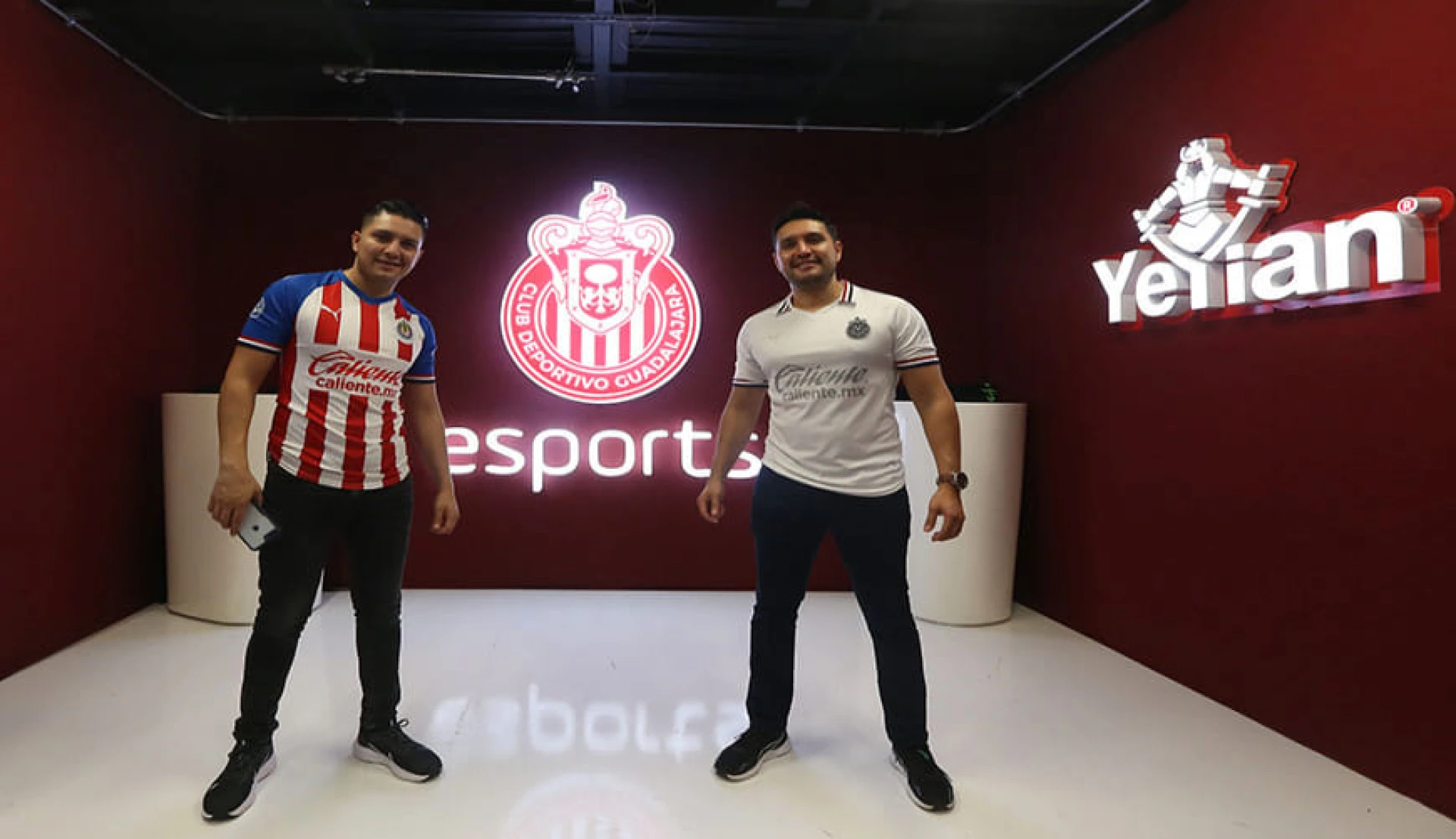 Chivas ESPORTS y Yeyian reabren las puertas del Game Room del Estadio Akron